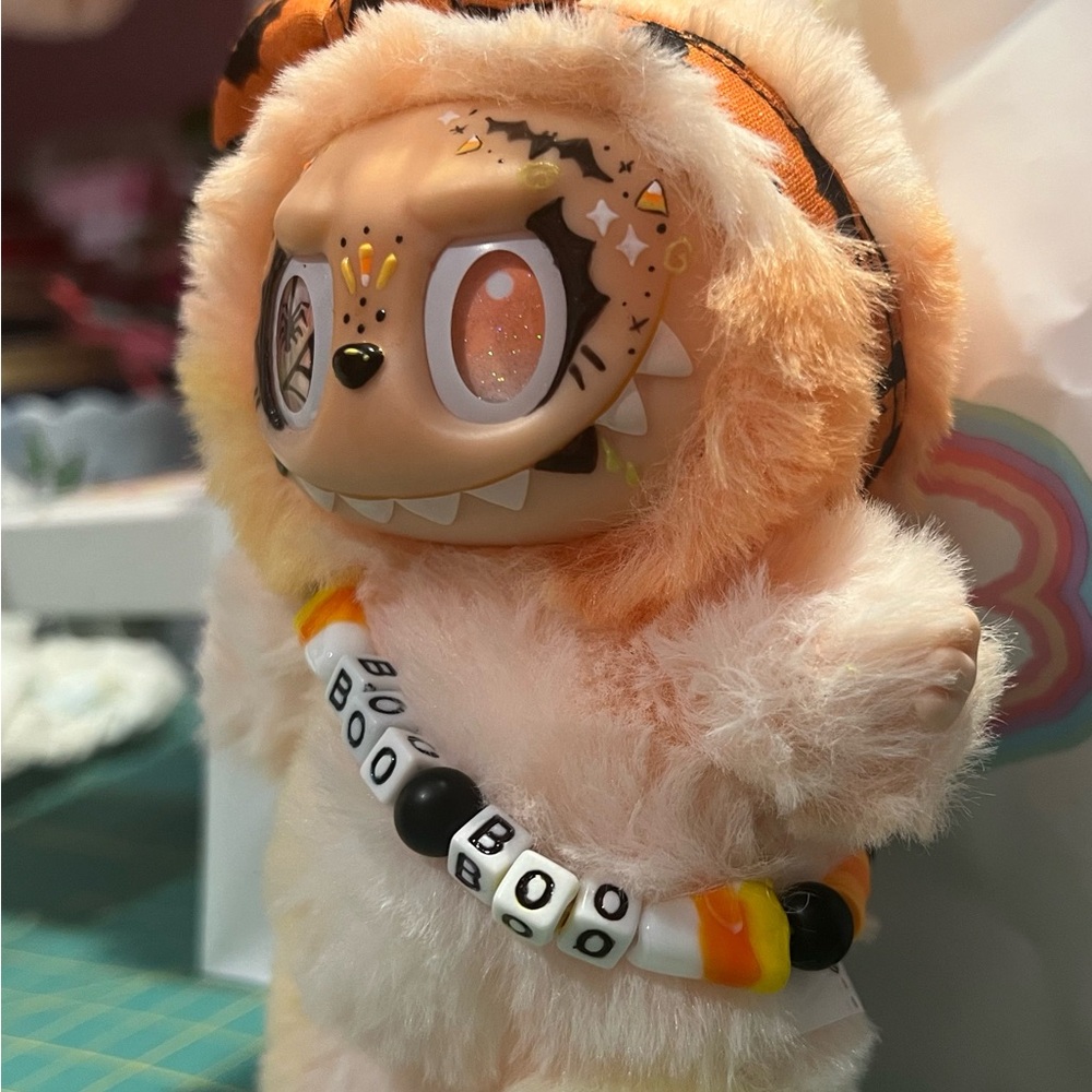 SOLD 🎃Custom LaBooBoo🎃 - Picture 5 of 8
